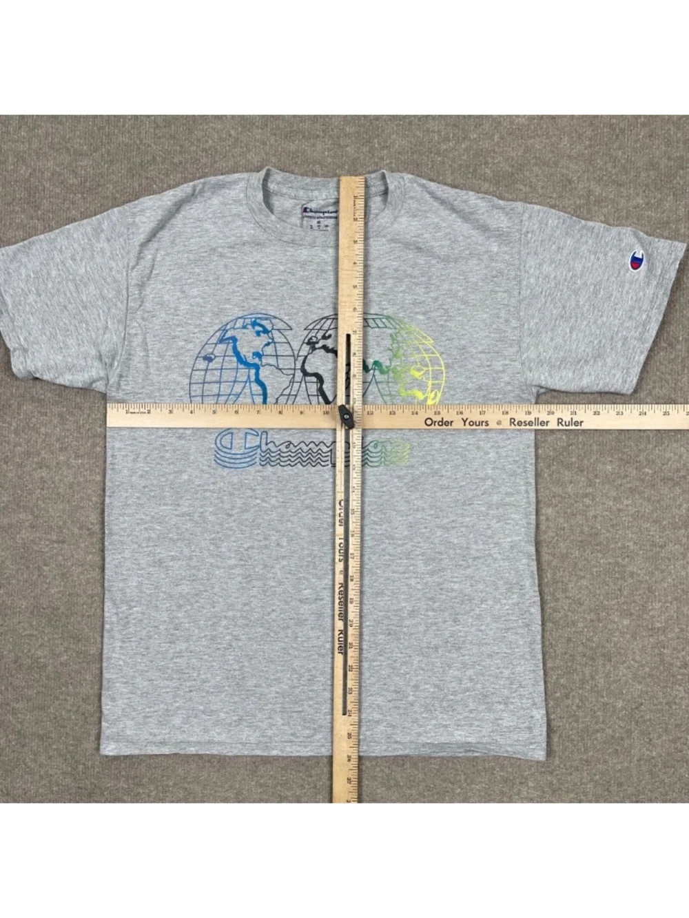 Champion T Shirt Adults Size M Gray Short Sleeve Globe Logo Graphic Casual Men's - Picture 4 of 6